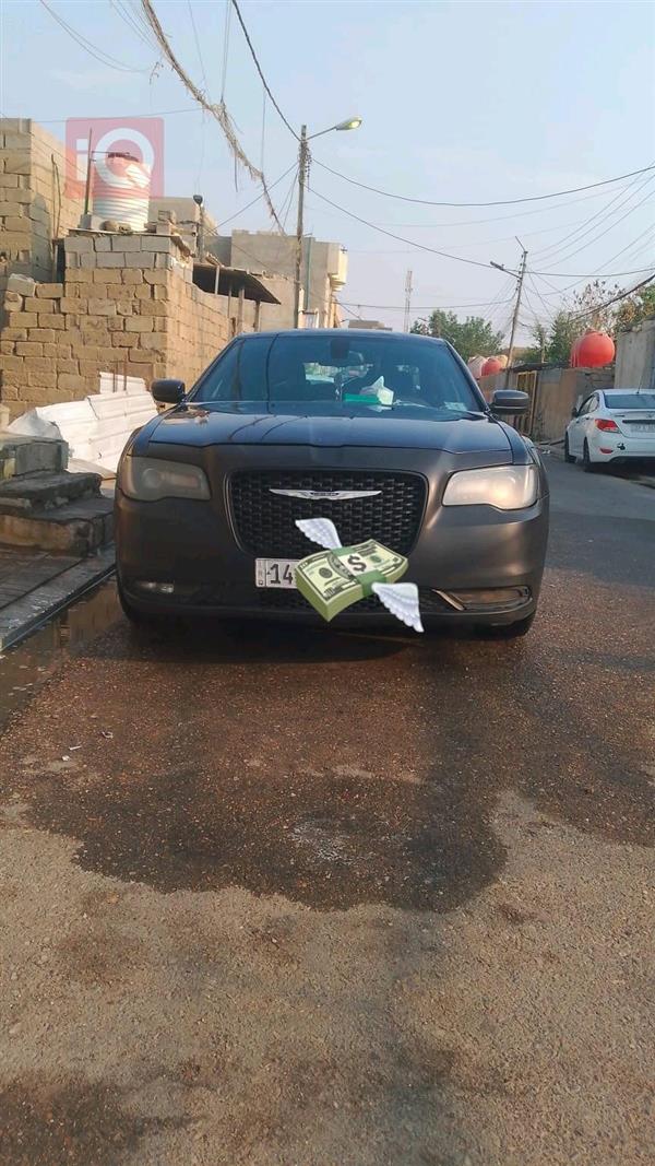 كرايسلر 300 2016 للبيع في العراق - البصرة